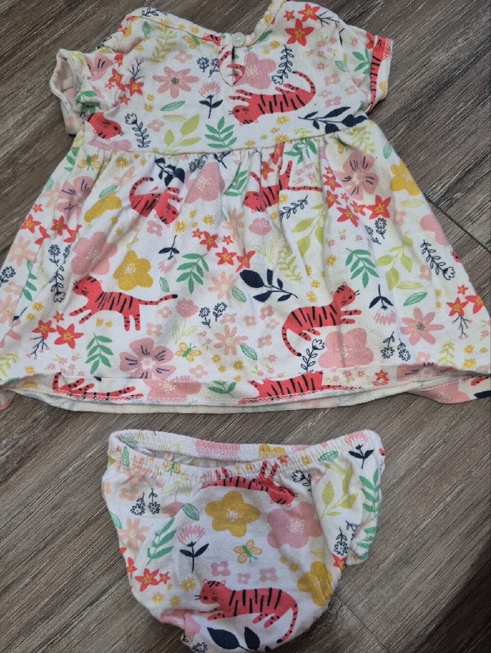 wonder nation White Floral & Coral Tiger Dress & Bloomer Set - Picture 3 of 3